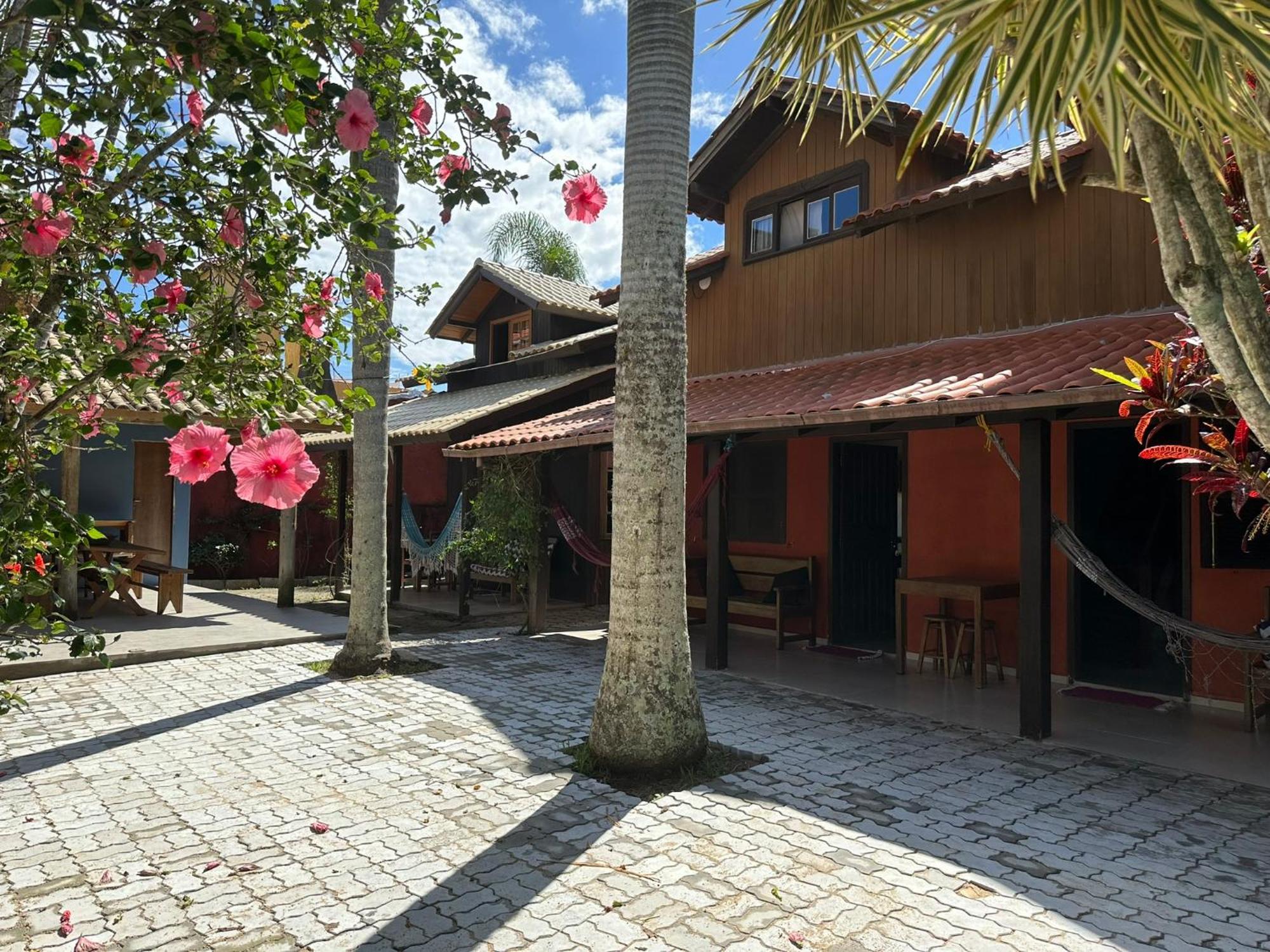 Chalés Solana localizados 50 metros do mar Garopaba Exterior foto